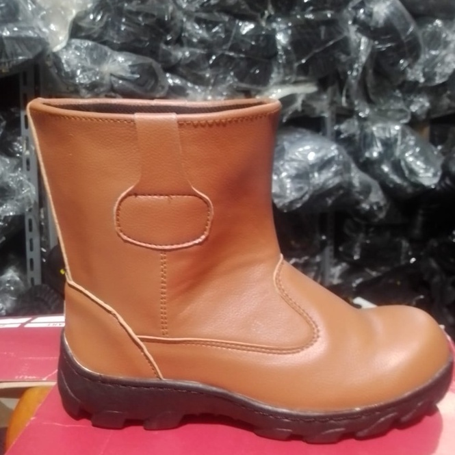 sepatu safety boot pelindung sepatu kerja66