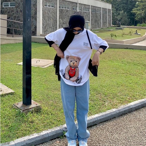 KAOS AIR JORDAN X UNIQLO H&M TERLARIS//KAOS PRIA//KAOS OVERSIZE