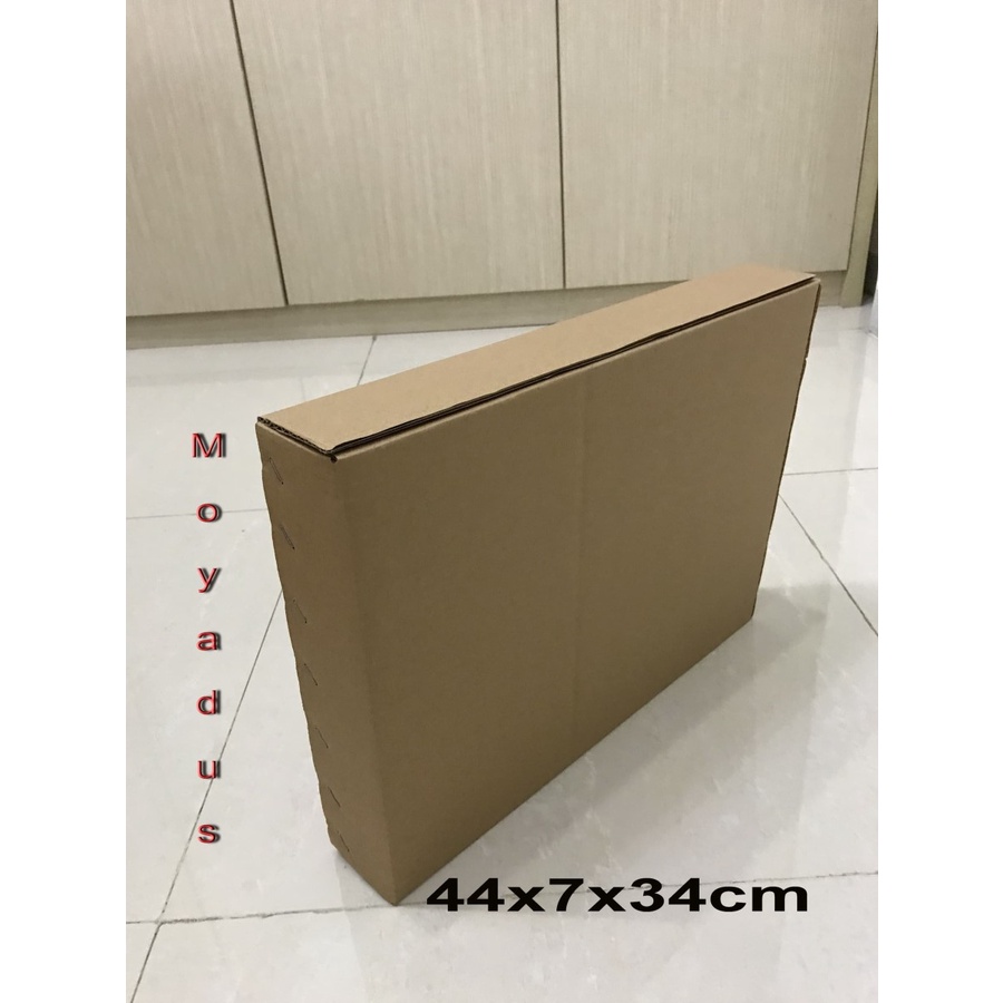

kardus/karton/box uk. 44x7x34 cm sheet single wall