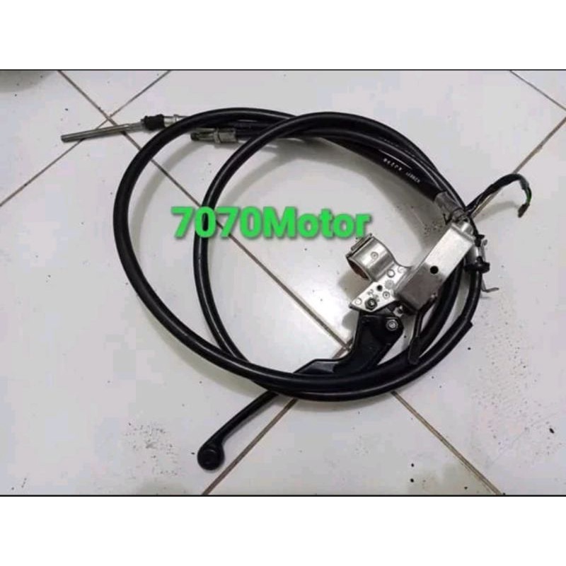 dudukan handle kiri Vario 125 CBS old . original copotan . Combi Brake System Vario 125 lama