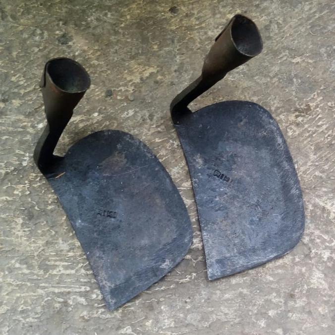 Kored Baja Rumput Alat Kebersihan