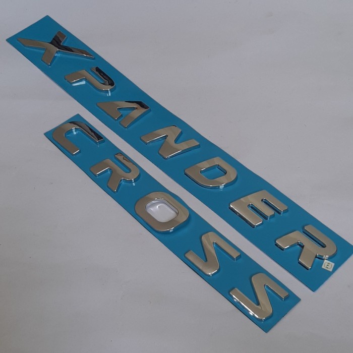 Emblem Kap Mesin Xpander Cross Chrome #Original