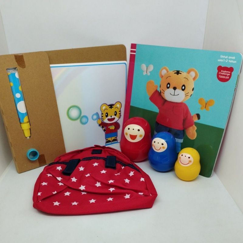 Set Shimajiro dan Buku