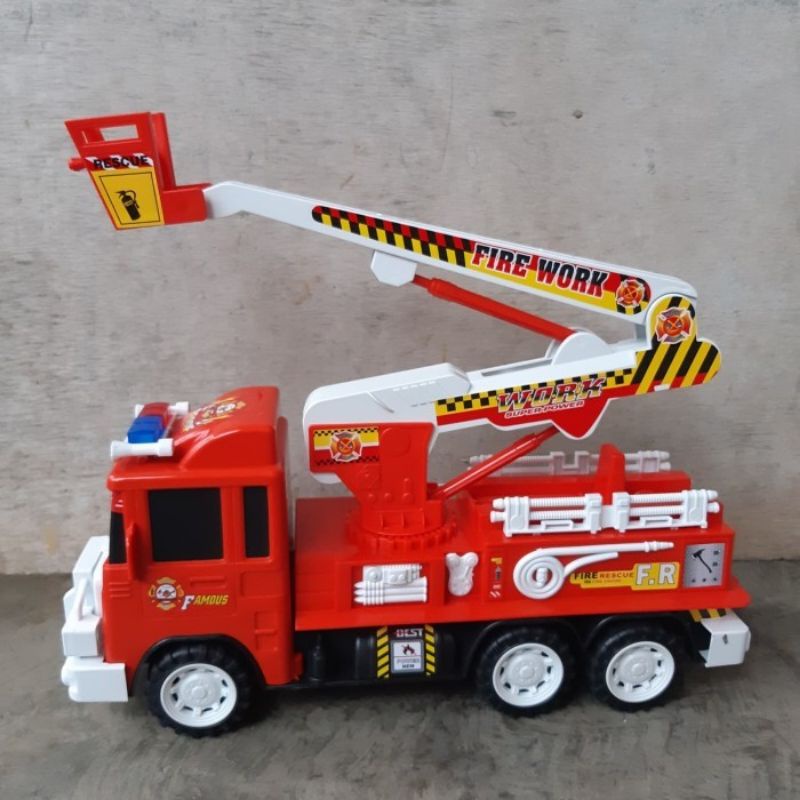 Mainan Truk Pemadam Kebakaran Uk Jumbo - Mobil Mobilan Fire Damkar Car Anak Besar Edukasi Anak Laki Cowok