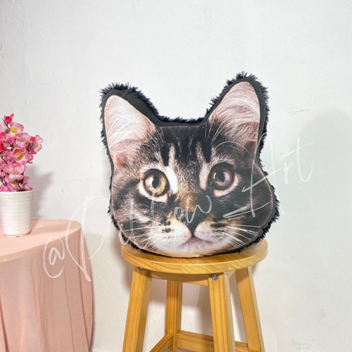 Pillowart - Bantal Sofa Kepala Kucing Lucu Size M - art110