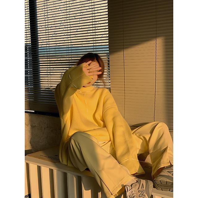 Suhao setelan one-piece Desain retro yang chic sweater kuning angsa tebal + celana kasual pinggang elastis celana celah