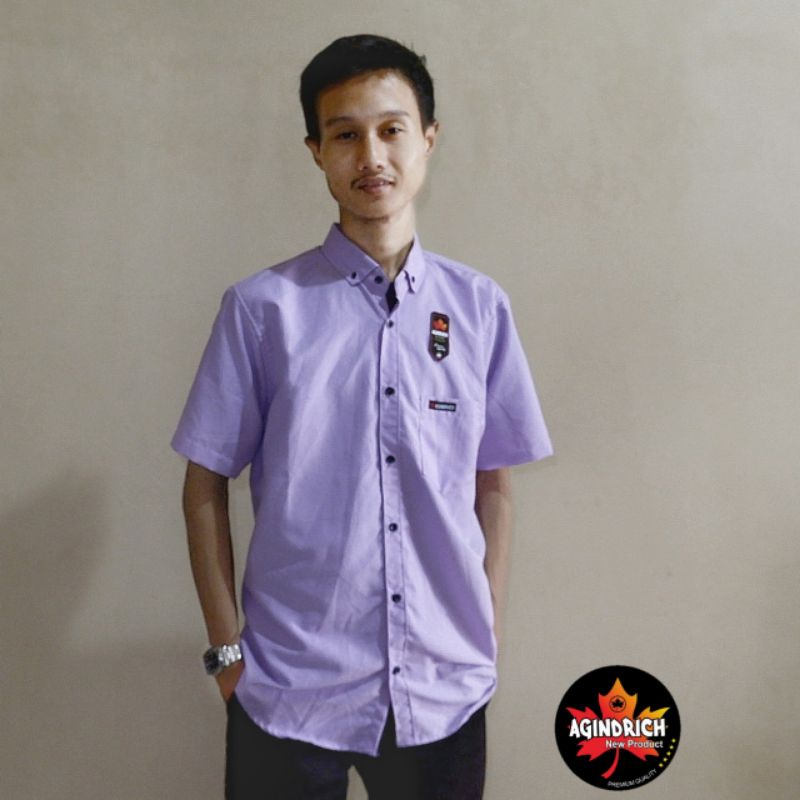 KEMEJA UNGU LILAC LENGAN PENDEK