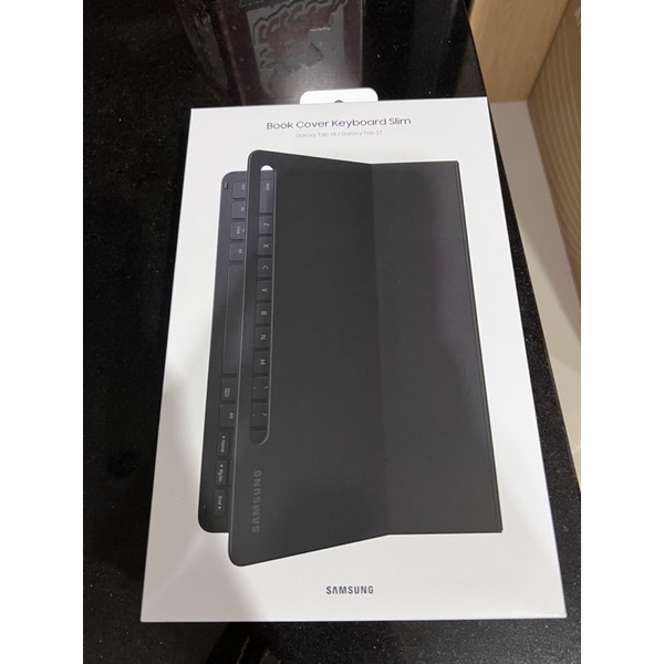 Book Cover keyboard Galaxy Tab S8/7