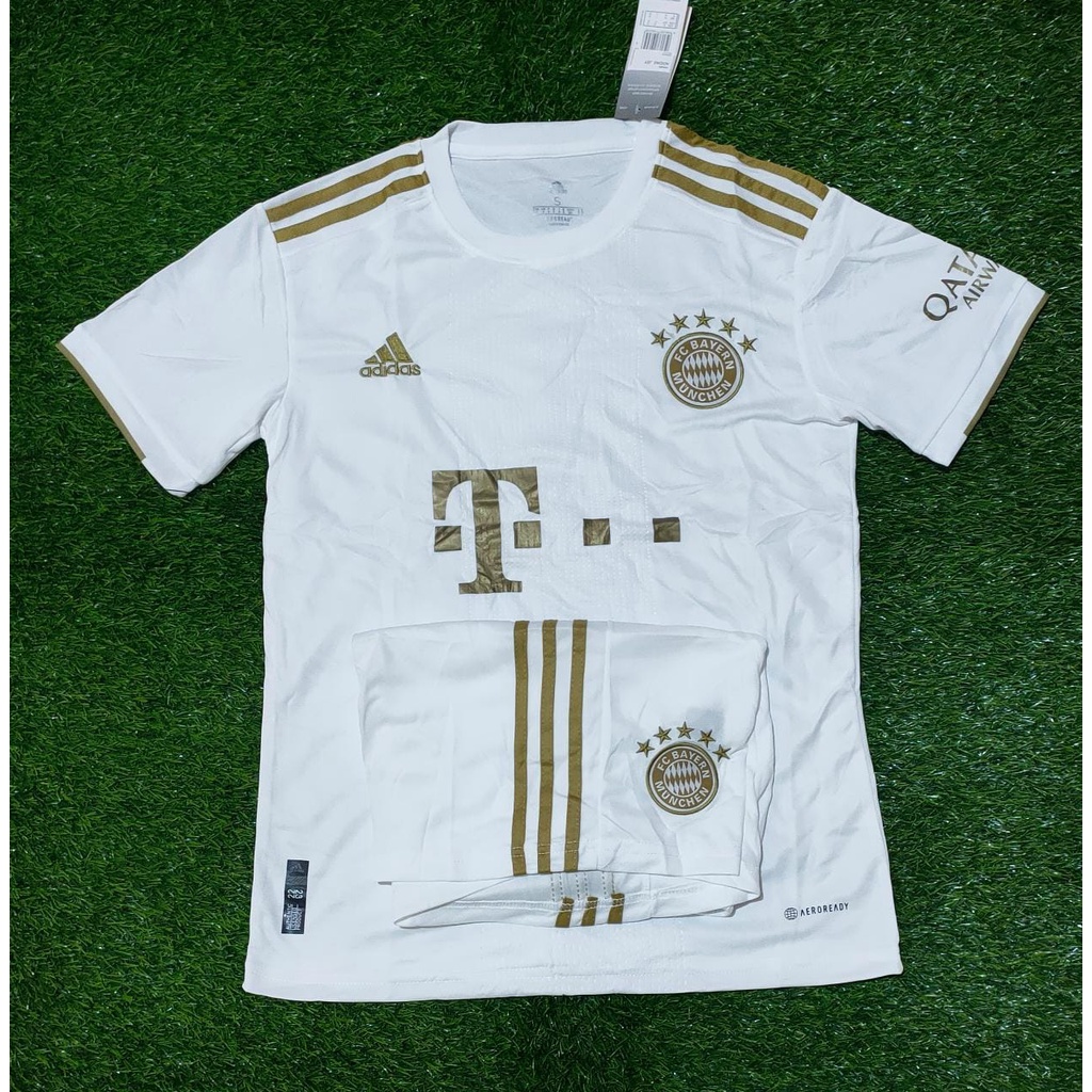 SETELAN JERSEY BOLA + CELANA BAYERN MUNCHEN AWAY GRADE ORI IMPORT PREMIUM TOP QUALITY 2022 2023 NEW 