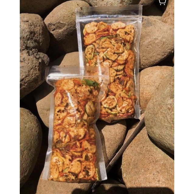 

Kerupuk seblak daun jeruk pedas