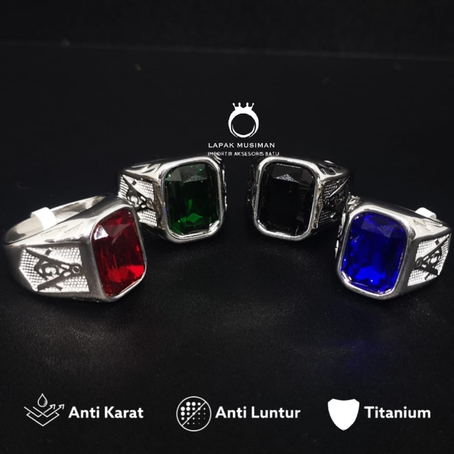 [Bayar Di Tempat] Cincin Pria Titanium Silver Anti Karat Kualitas Super Batu Permata