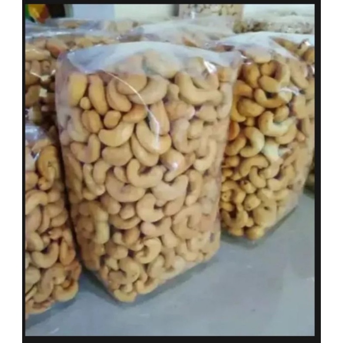 

Kacang mede/kacang mente utuh besar ,renyah 500 gram