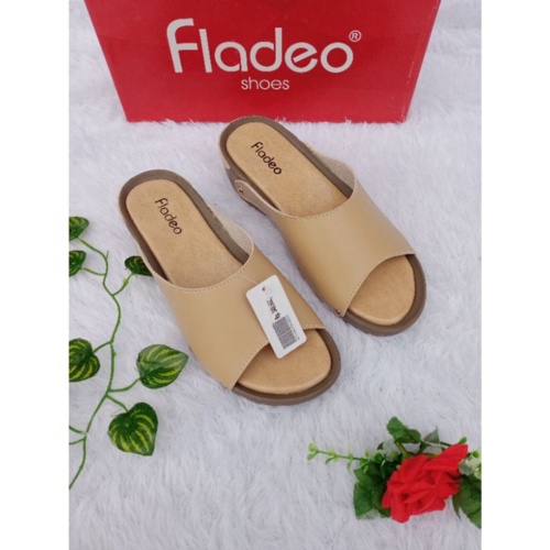 BRAND sandal ibu ibu wedges fladeo Diskon