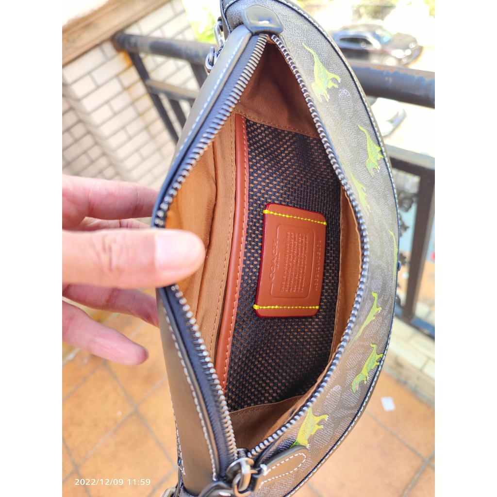 [Instant/Same Day] cf078   078   CE618  coach men's pockets Inclined shoulder bag Chest package yaobao  yaobao  618