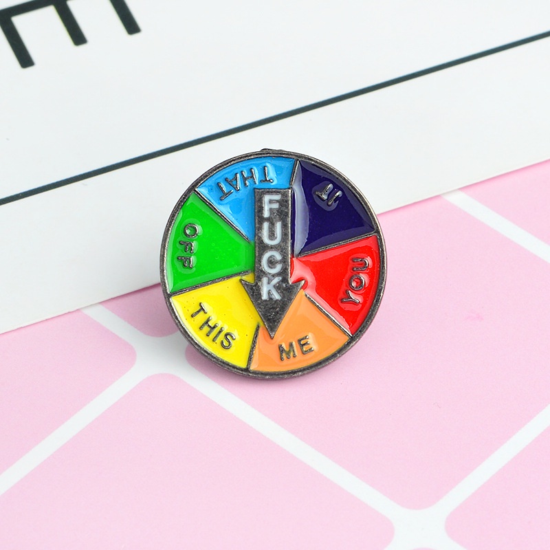 Kartun Multicolor Meja Putar Permainan Bros Lencana ME YOU IT THIS THAT Pin Button Coat Collar Pin Badge Lucu Perhiasan Hadiah