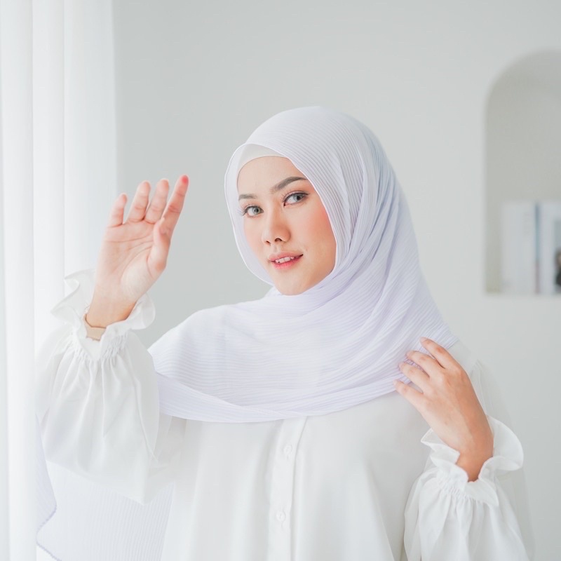 Pashmina Plisket Putih || Hijab Pashmina Plisket Putih Premium || Pashmina Plisket Ceruty babydoll P