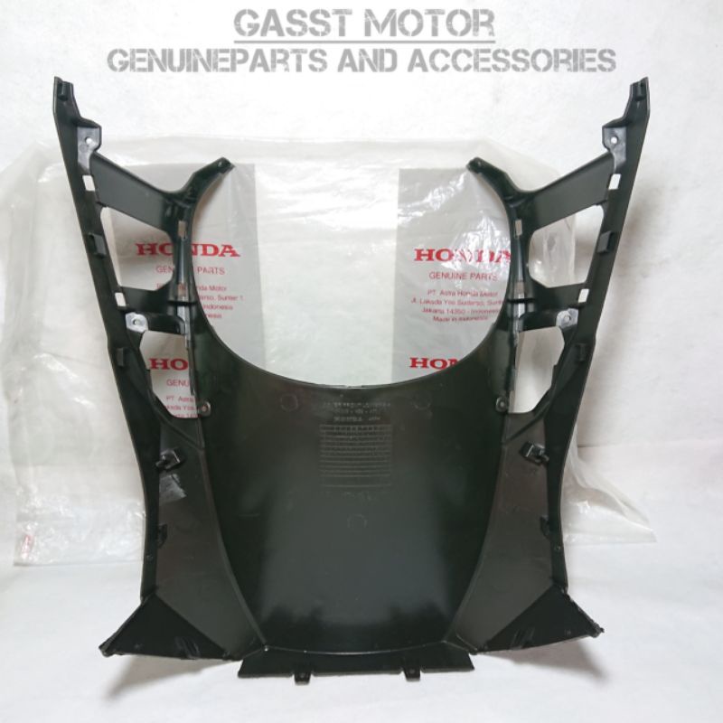 Cover front lower dek paru lumpur Vario 125-150 newTahun 2018 2019 2020Produk HONDA ORIGINAL