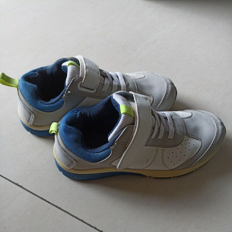 Sepatu LC Waikiki size 35