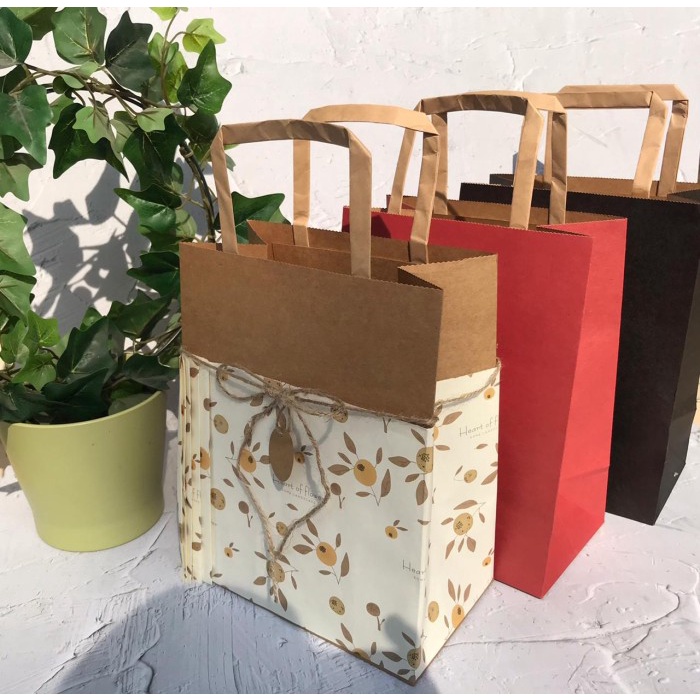 

PAPER BAG BUNGKUS KADO HADIAH GIFT HAMPERS WEDDING ULANGTAHUN