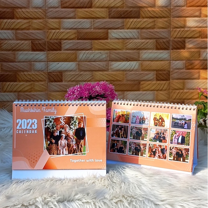 

SOUVENIR KALENDER MEJA 2024 CUSTOM