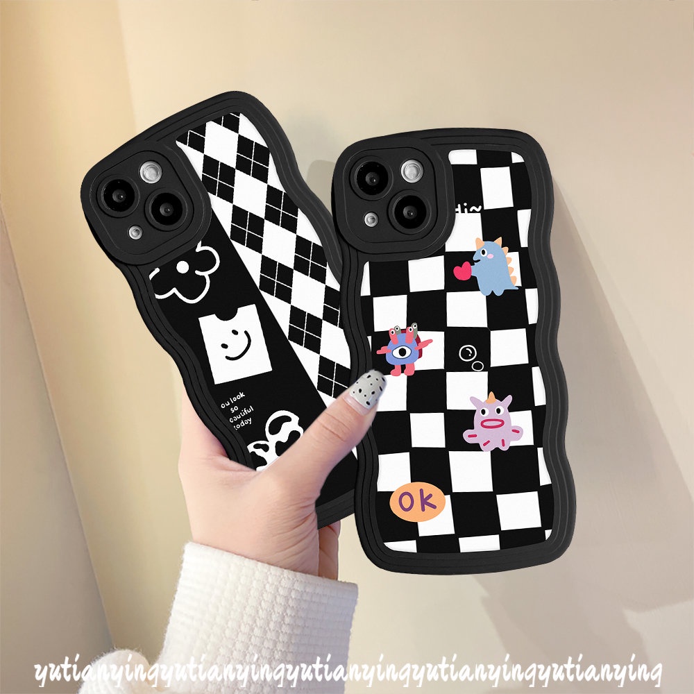 IPHONE Casing Kotak Kotak Kotak-Kotak Berlian Papan Catur Kompatibel Untuk Iphone11 14 13 12 Pro Max6 6s 8 7 Plus 14Plus XR X XS Max SE 2020 Kartun Monster Kecil Lembut TPU Bergelombang Penutup Tepi