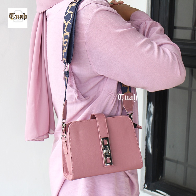 TUAH SLIMBAGS ( New / HARGA GROSIR ) / SLingbag Minixo Pouch Kotak Tali Misban Series High quality / HM- 01 / Tas ootd Wanita / Tas Selempang Wanita / Tas Wanita Koreaan Style/ Tas wanita Terbaru kekinian &amp; Terlaris