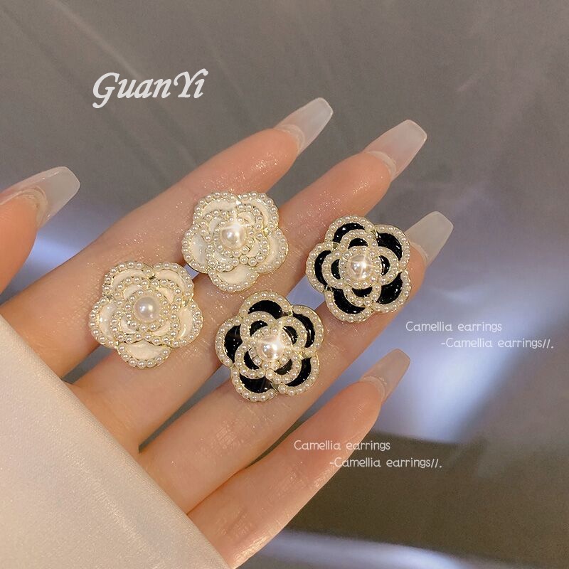 Mutiara Camellia Stud Earrings Wanita Anting Hitam Fashion925 Perak925Musim Gugur Dingin Earrings