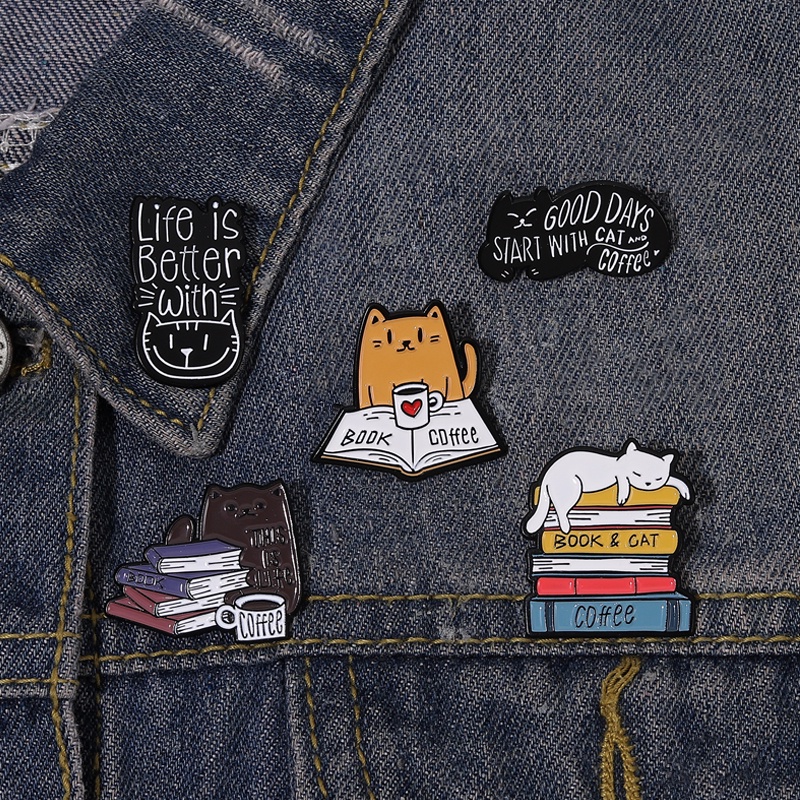 Bros Pin Enamel Bentuk Kartun Kucing Dengan Buku Untuk Anak