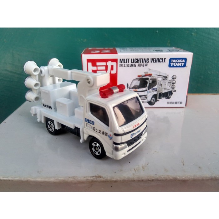Tr0794 Tomica No 32 Mlit Lighting Vehicle Diecast Miniatur Mobil Murah