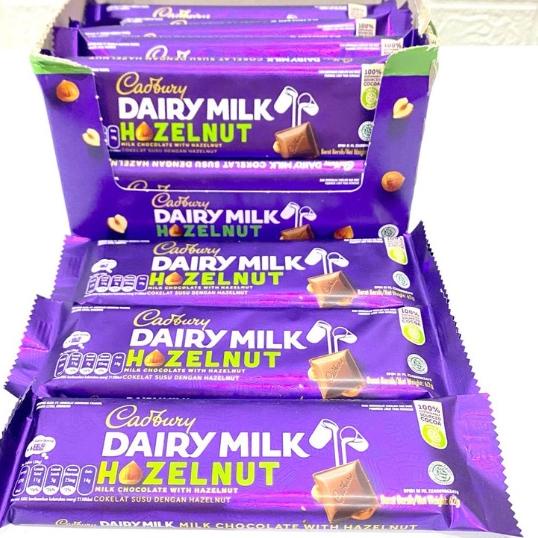 

7.7 Brand CADBURY Dairy Milk Chocolate Original Reguler Hazelnut 62 gr