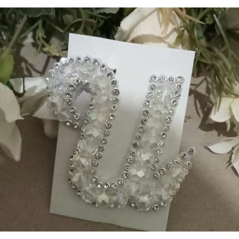 Bross Huruf  kristal request A_z/peniti bros reques huruf inisial