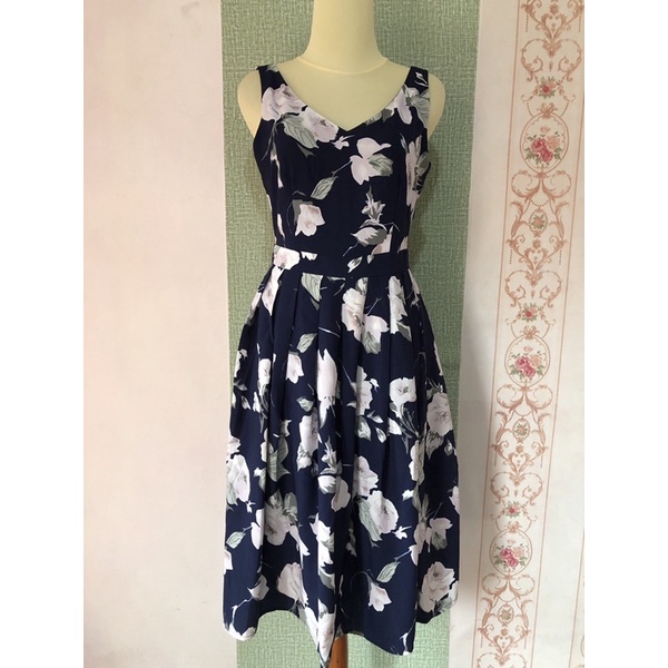 Vintage Classic 80s 90s Flower Midi Dress
