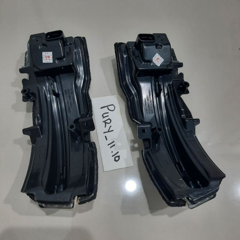 LAMPU SEN SEIN SPION PAJERO SPORT 2016 2017 2018 2019 2020 2021