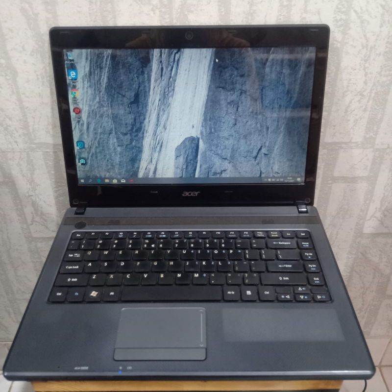 Laptop Acer Aspire 4739 Core i3, Hd Graphics, Ram 4/320Gb, Silver