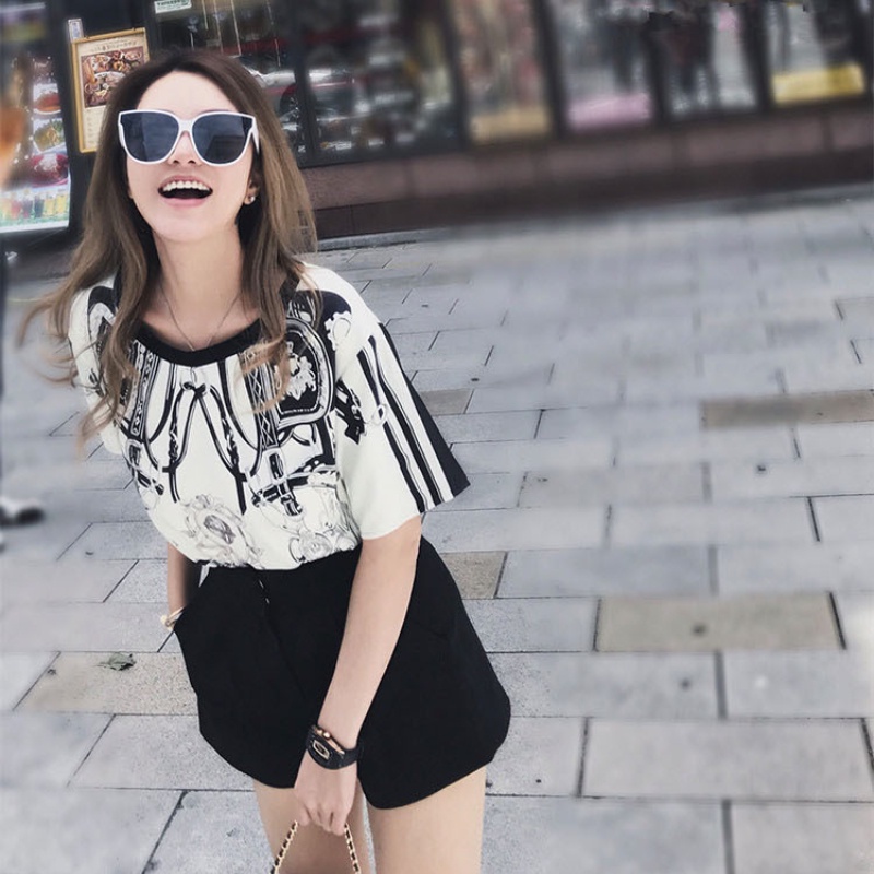 (YUZHU) Korea Fashion Mata Kucing Mata Kucing Kacamata Hitam Wanita Vintage Bingkai Bulat Sunglasses Women