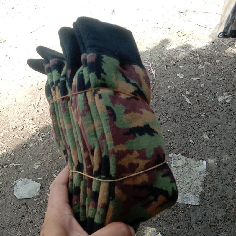 kaos loreng tebal