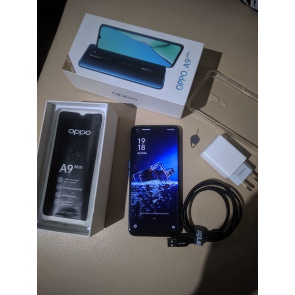 Oppo A9 2020 8(+5)/128 GB