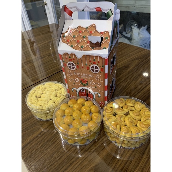 

Hamper natal kue kering Yenny cookies