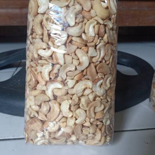 

(L-5.9➸) Kacang mede pecah murah 1kg Mentah siap dikirim