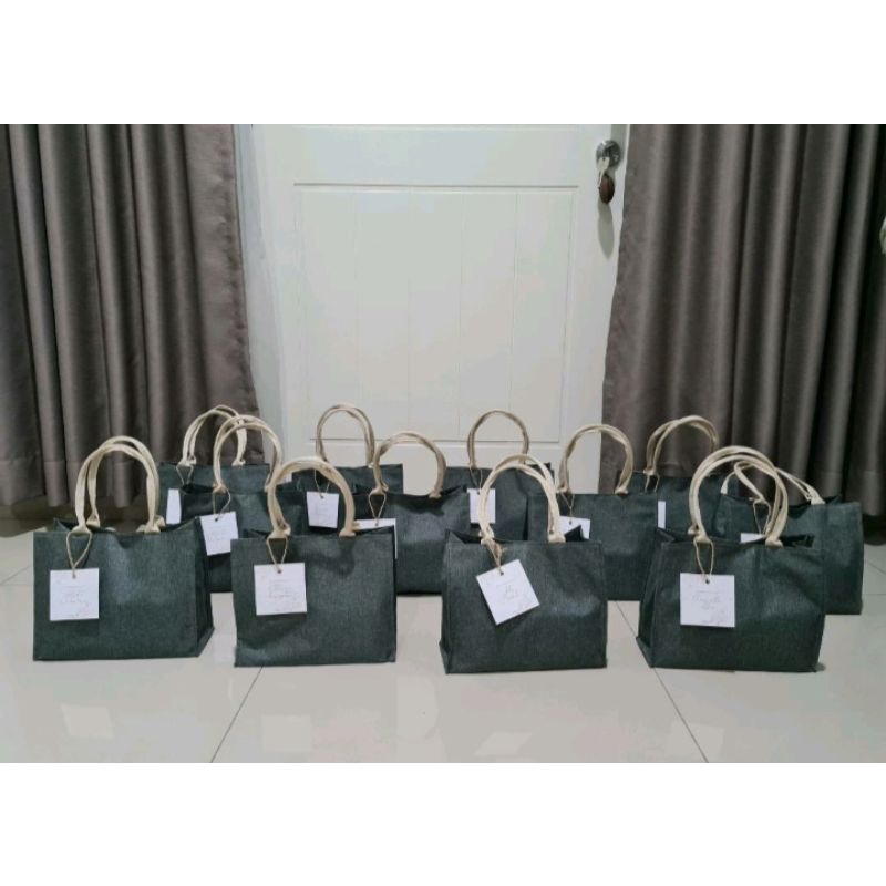 

Tas Souvenir Jute Bag Hampers / Parcel / Promosi / Goodie Bag / Tote Denim Waterproof