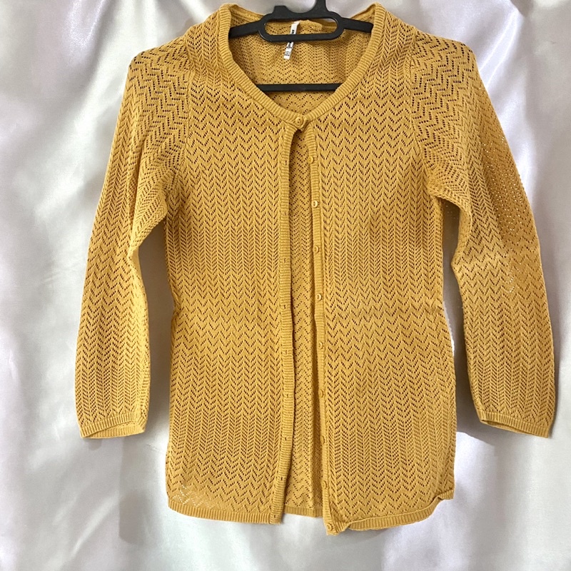 STRADIVARIUS yellow knit cardigan (preloved)