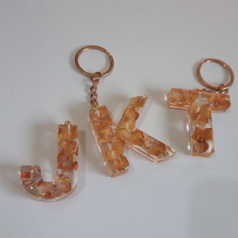 Alfabeth resin | gantungan kunci | gantungan kunci resin