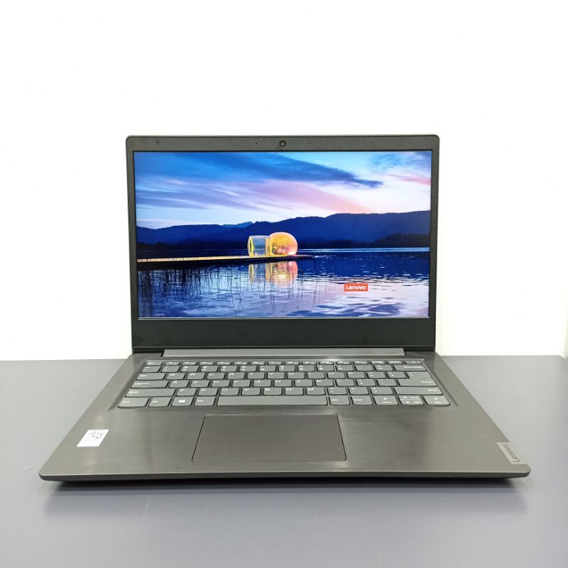 Laptop Lenovo V14 AMD 3020e 8GB SSD 256GB LIKENEW