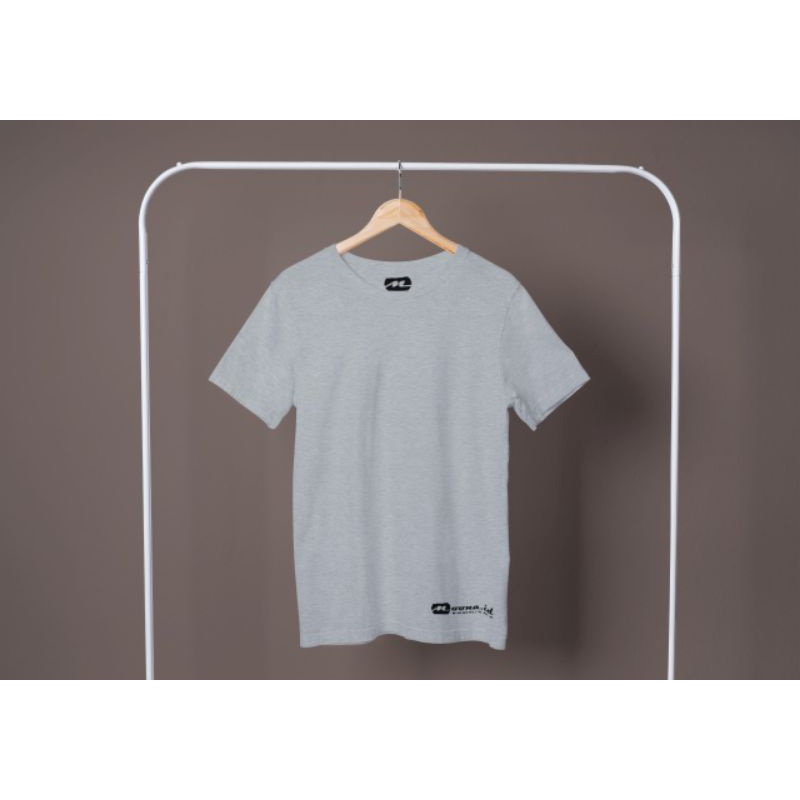 Najma Kaos Polos Katun Bambu