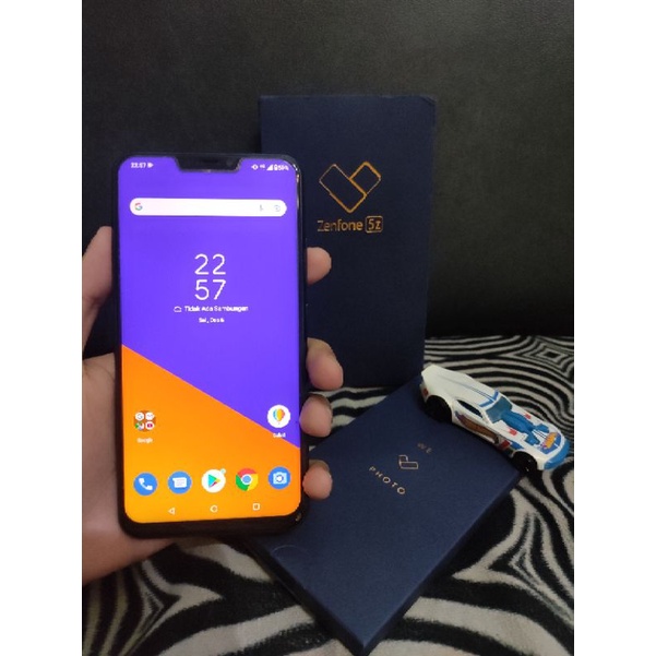Asus Zenfone 5z 8/256
