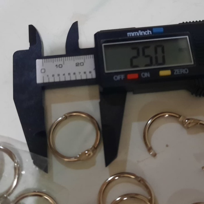 

RING BULAT BUKA TUTUP NIKEL / BINDER / GORDEN 25MM 2.5CM ECER / GROSIR