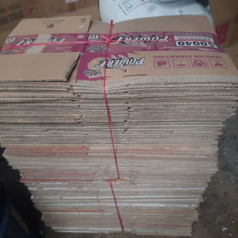 

Dus/kardus bekas cup kebutuhan packing kiloan kondisi baik