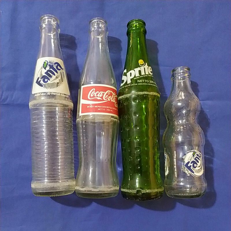 botol kaca kosong ex minuman fanta Coca cola sprite.Buat koleksi dan kerajinan tangan. harga per pc