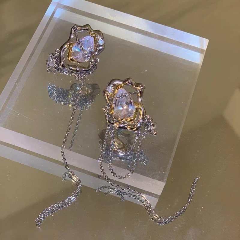 [Eclipse Series] Zirkon Cair Anting Aksesoris Fashion Temperamen Cahaya Mewah