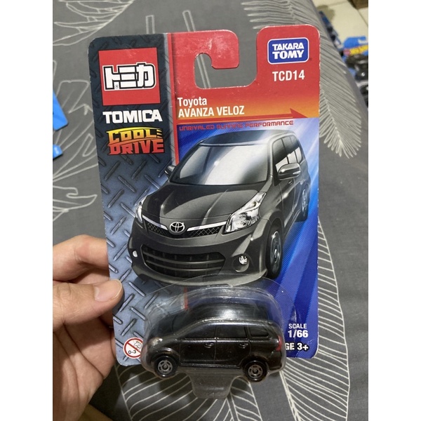 Tomica Toyota Avanza Veloz Cool Drive Black Card